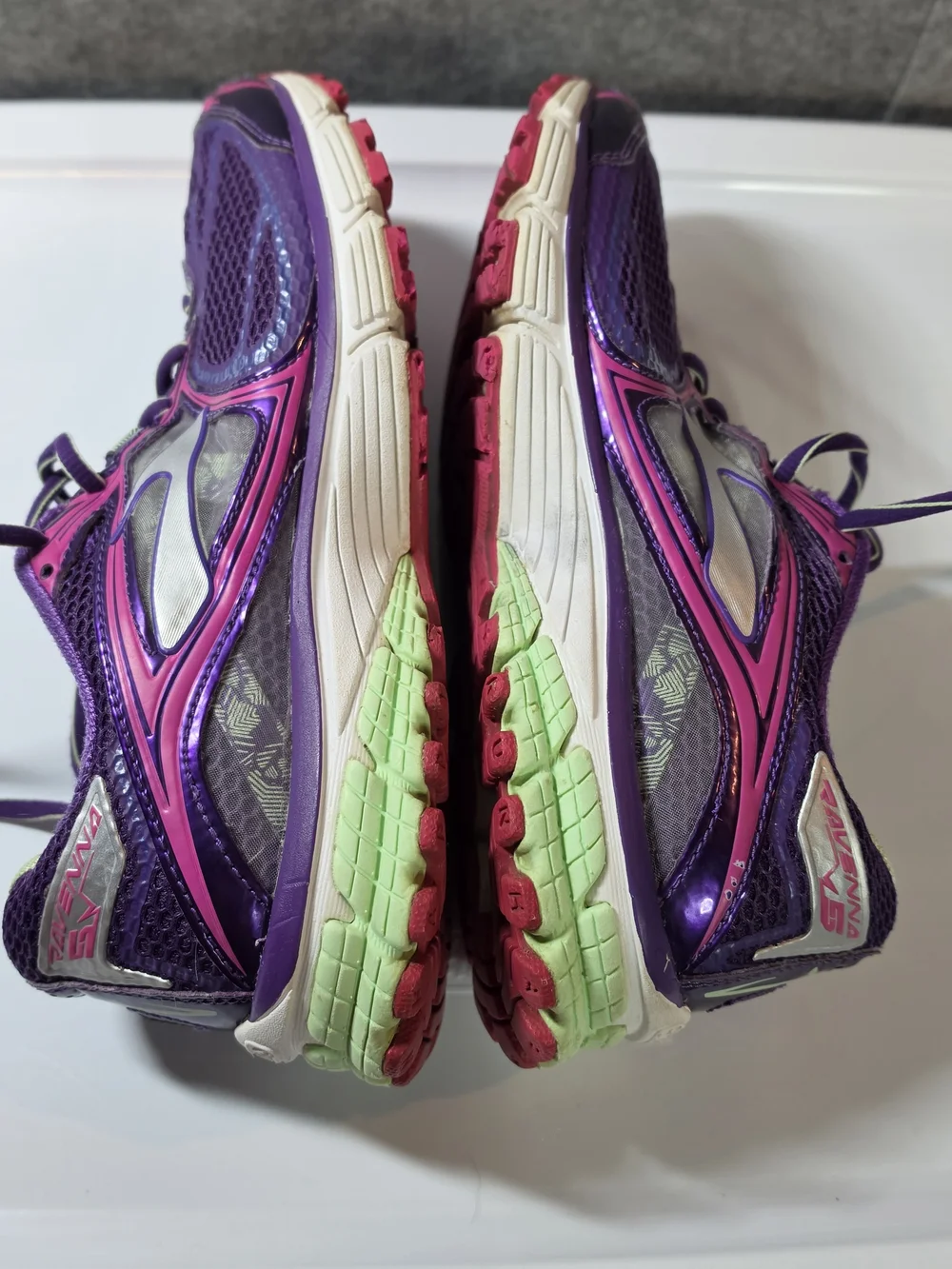Brooks breathable purple